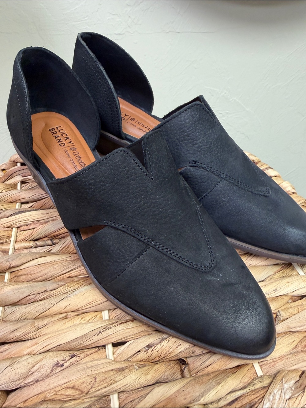 Lucky Brand Black Womens Slip-On Loafers 7.5 US NEW